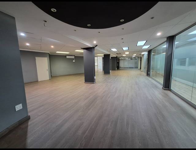 296M² OFFICE TO LET IN RIVONIA